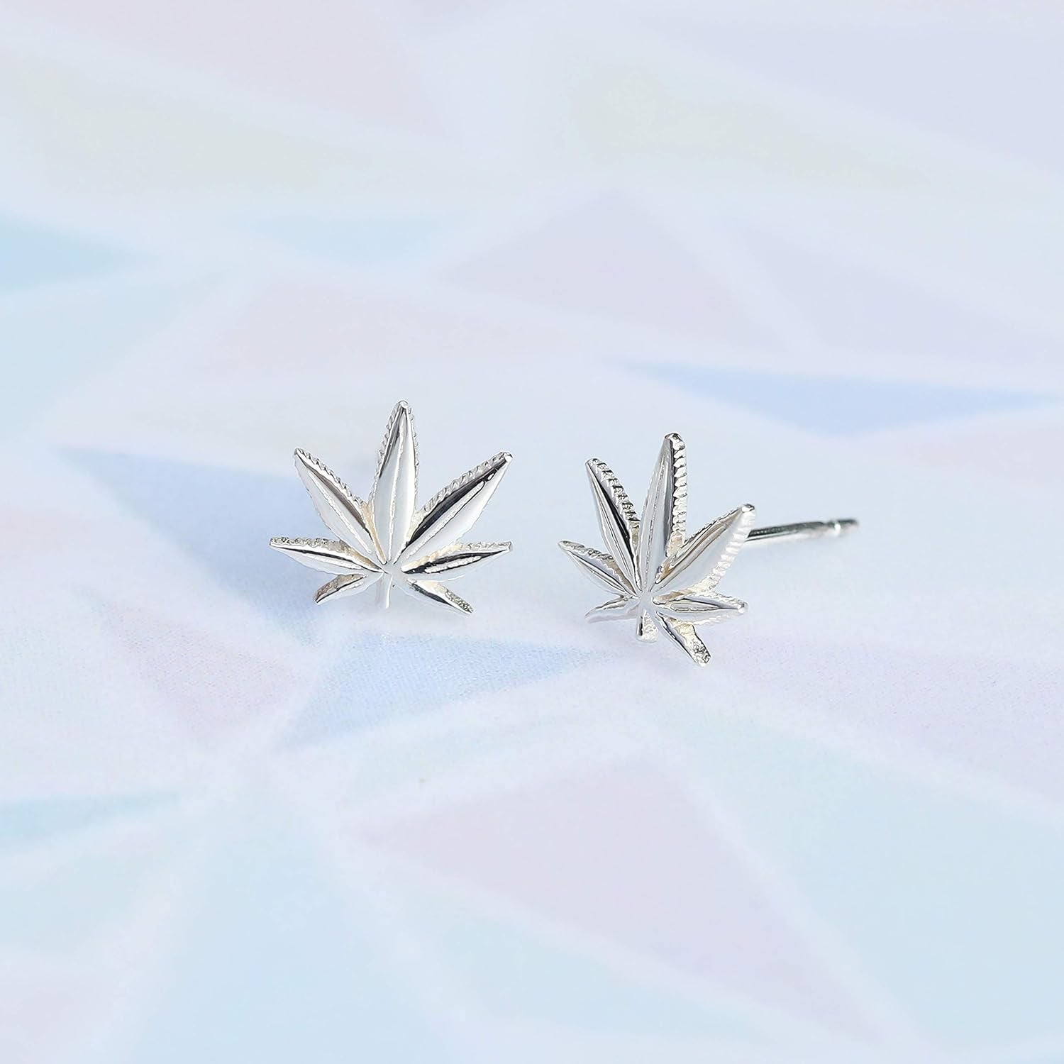 Jewlery Sterling Silver Marijuana Pot Weed Cannabis Leaf Stud Earrings