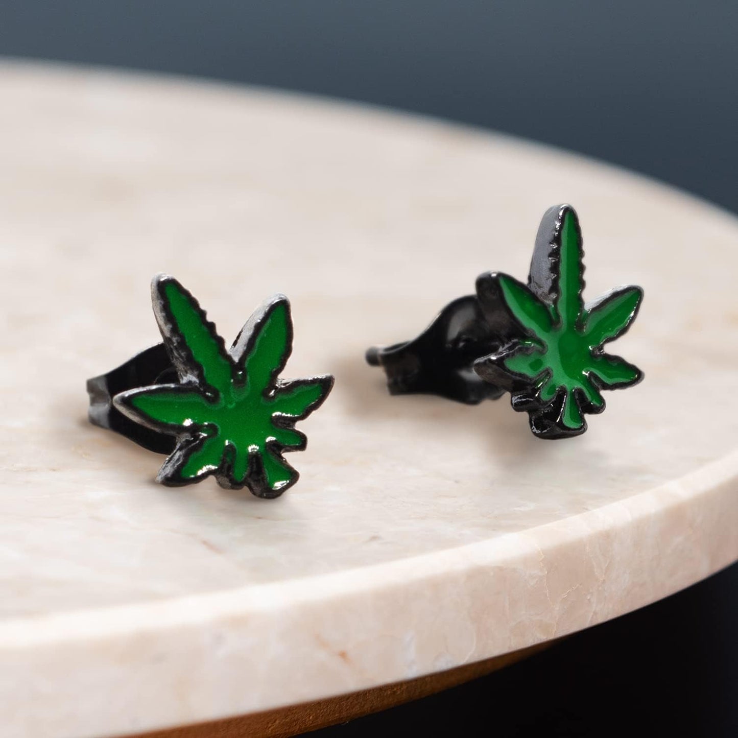 P2GO Pair of 316L Marijuana Leaf Pendant Stud Earrings Jewelry