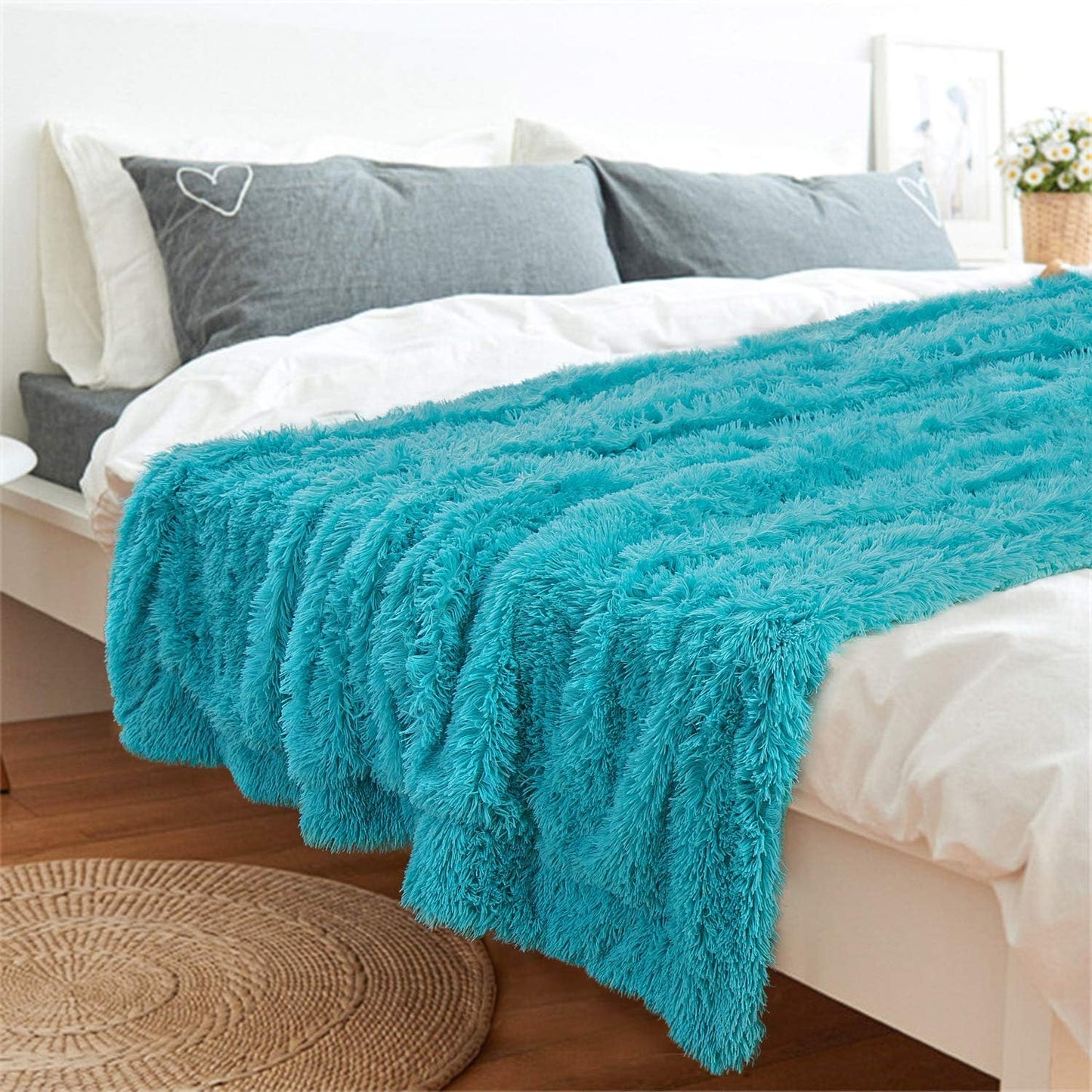 Light Blue Throw Blankets, Super Soft Shaggy Fuzzy Sherpa Blankets, Cozy Warm Lightweight Fluffy Faux Fur Blankets for Bed Couch Sofa Photo Props Home Decor, Washable 50"X60"